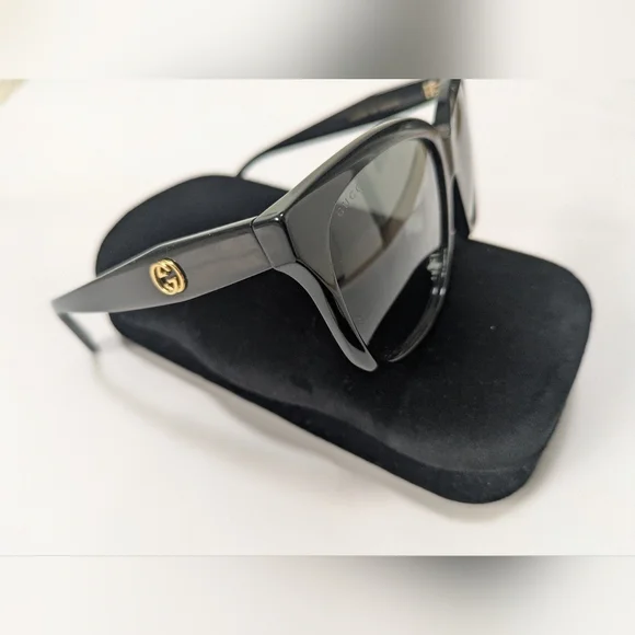 Gucci Women Square Sunglasses GG0800SA 001 Black/Grey Lens 56mm Authentic - Picture 2 of 10